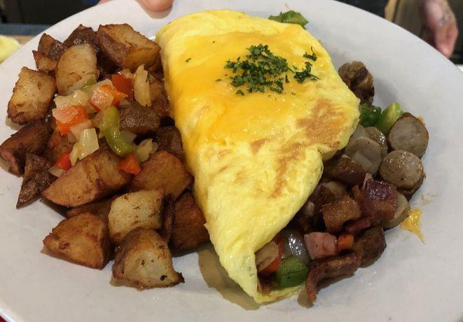 SMOKEHOUSE OMELET.