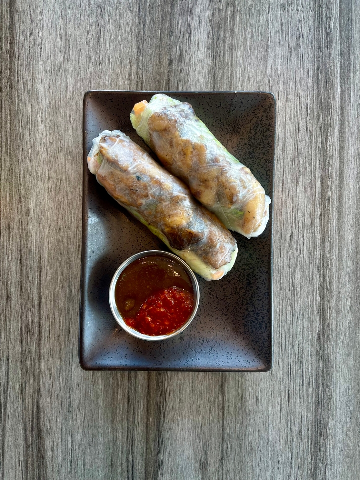 Gỏi Cuốn Thịt Nướng (Grilled Pork Spring Rolls).