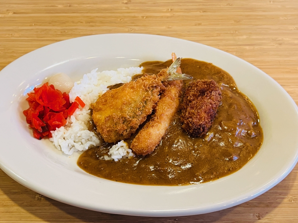Mixed Seafood #2 Aji, Ebi, Kaki.