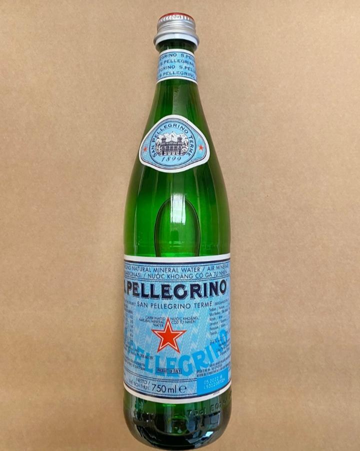 PELLEGRINO.