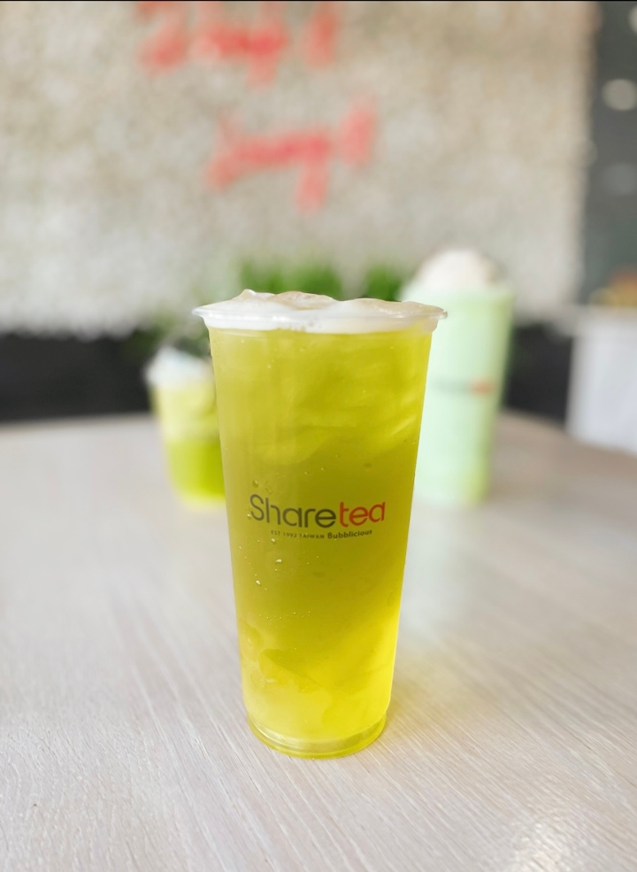 Green Apple Honey Green Tea with Aiyu Jelly.