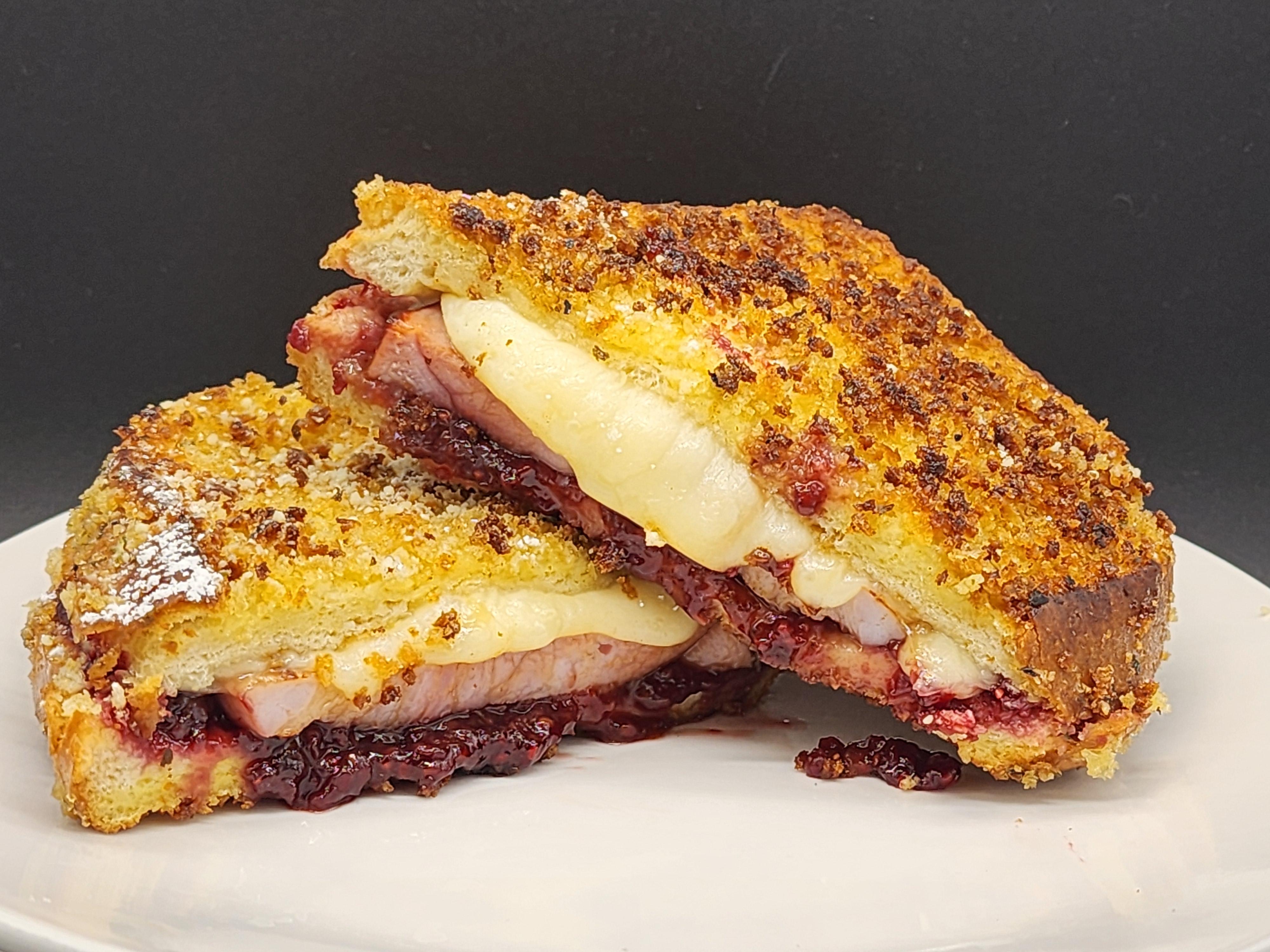 Monte Cristo Sandwich.