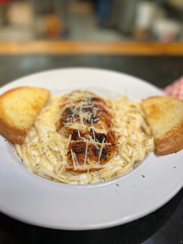 Chicken Alfredo.