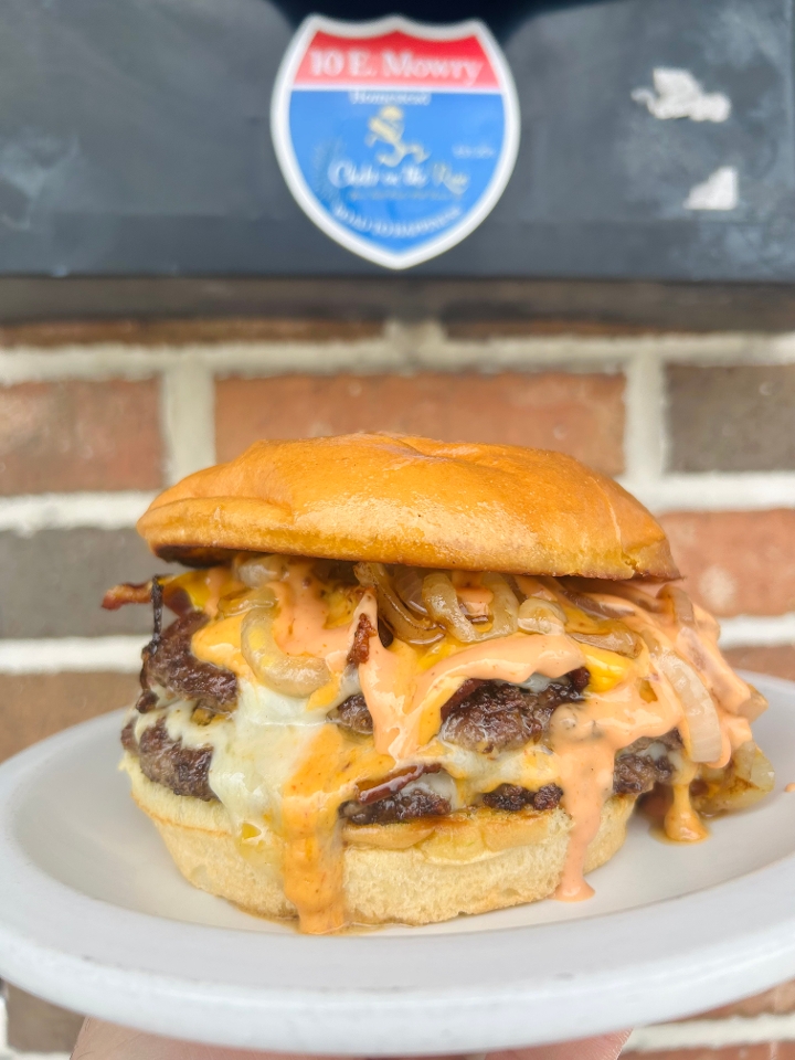 Mas Queso Burger.