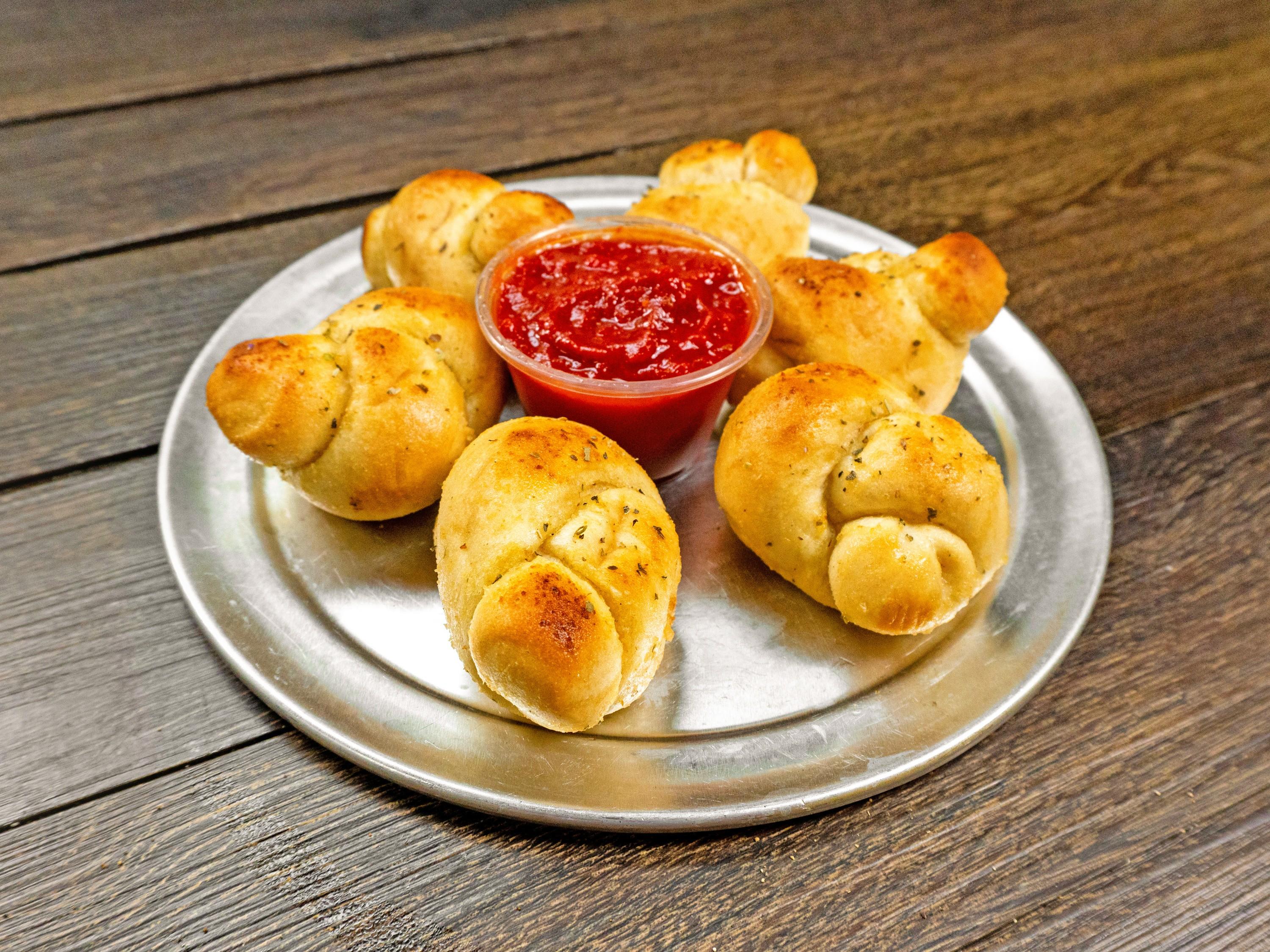6 Pcs Knots.
