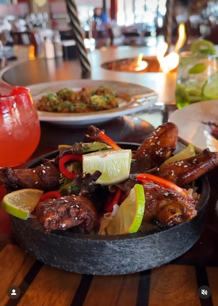 Tandoori Wings.