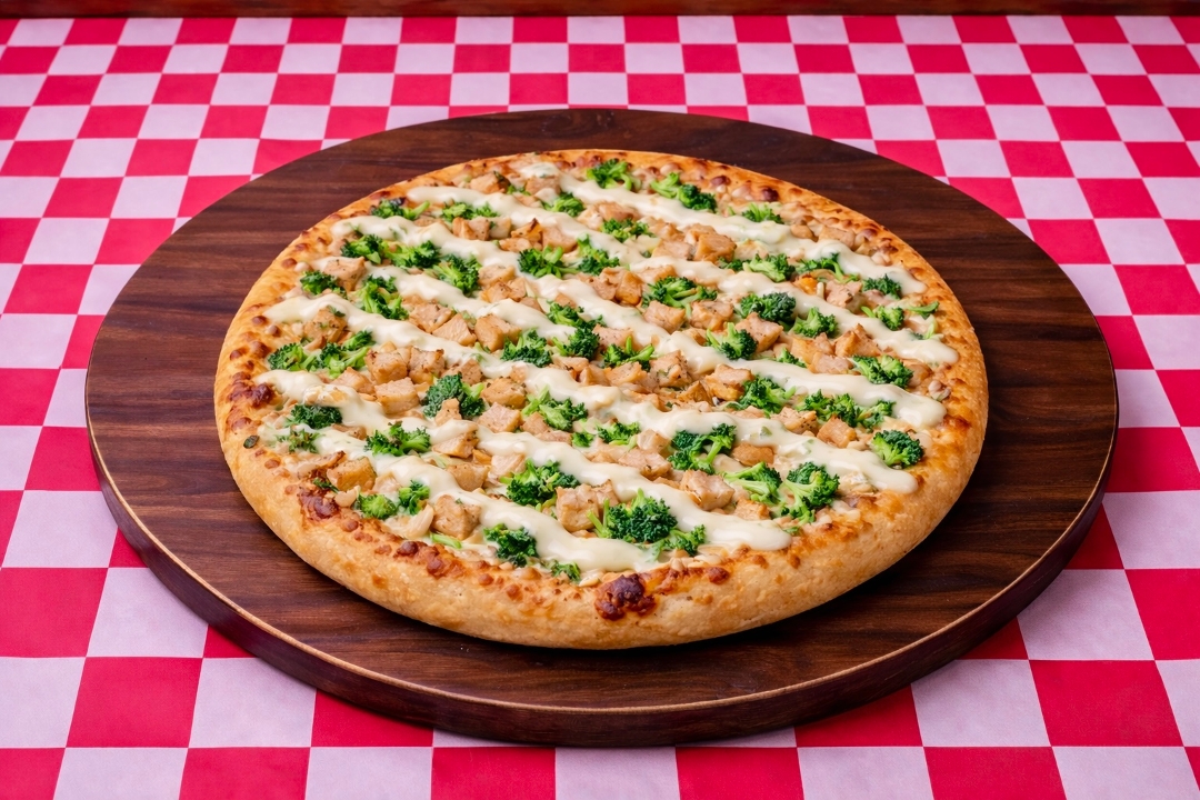 Small Grilled Chicken Broccoli Alfredo Pizza 10(Greek style).
