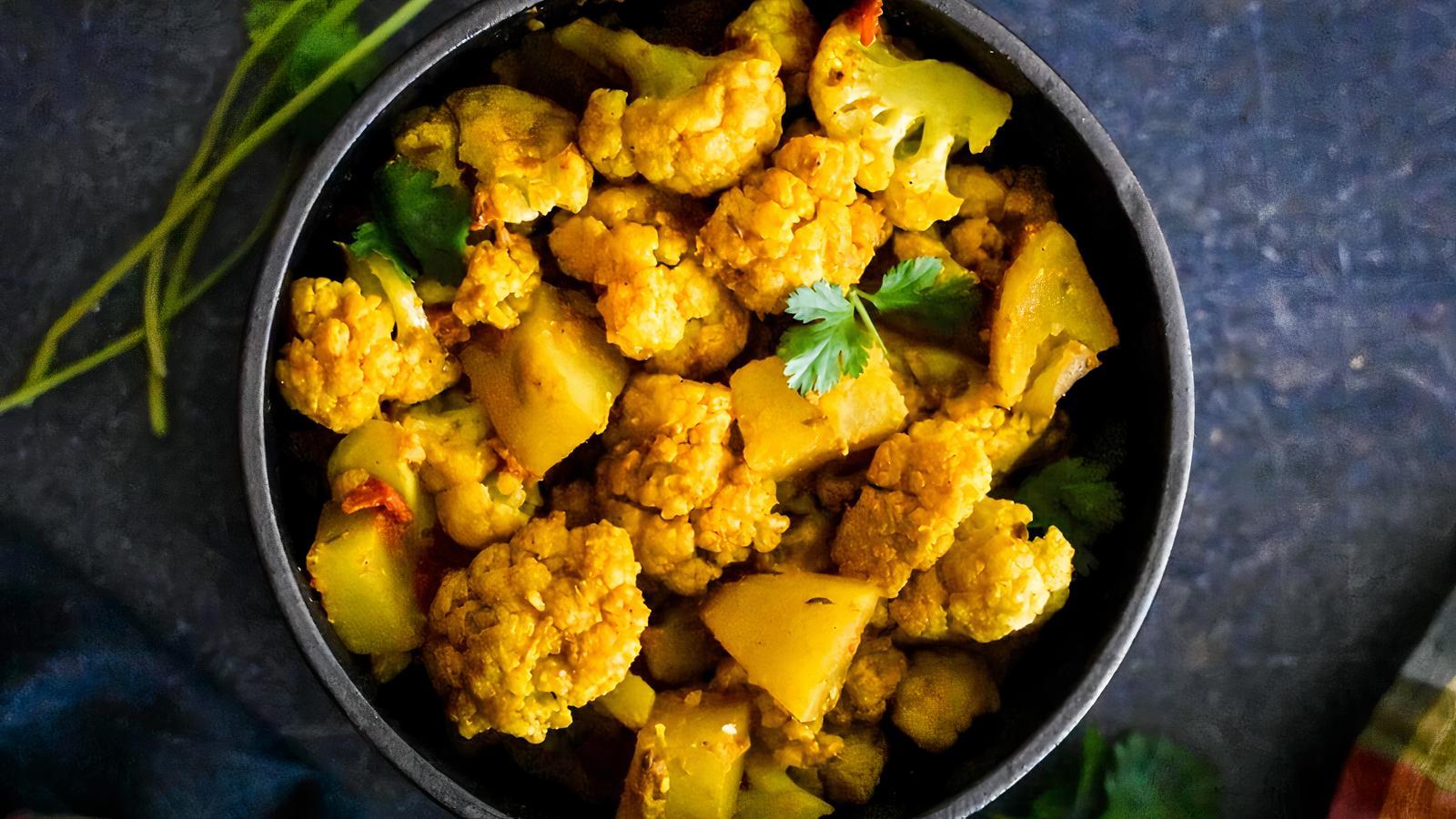 Ayurvedic Potato Cauliflower with Cumin and Tumeric.
