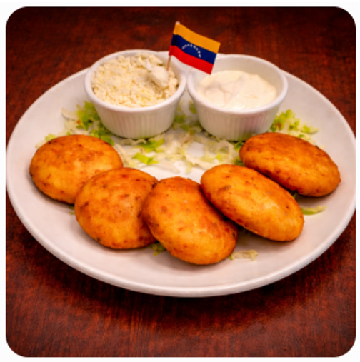 Racion de Arepitas con Nata y Queso.