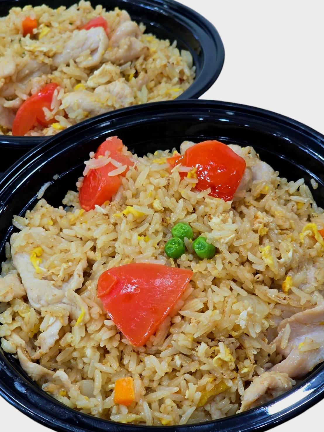 Thai Fried Rice ข้าวผัด.
