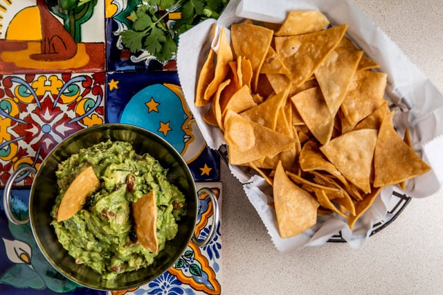 Guacamole & Chips Tray.
