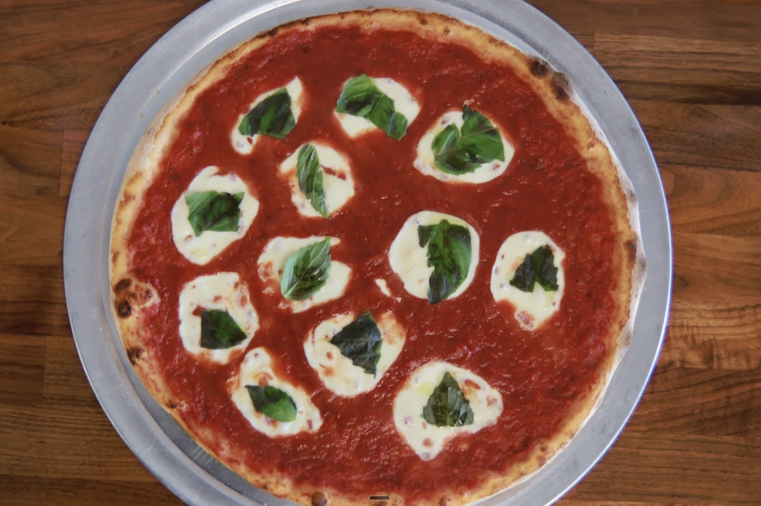 SM Margherita Pizza.