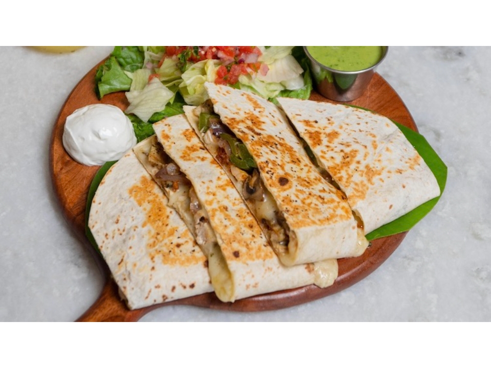 KAIROS QUESADILLA.