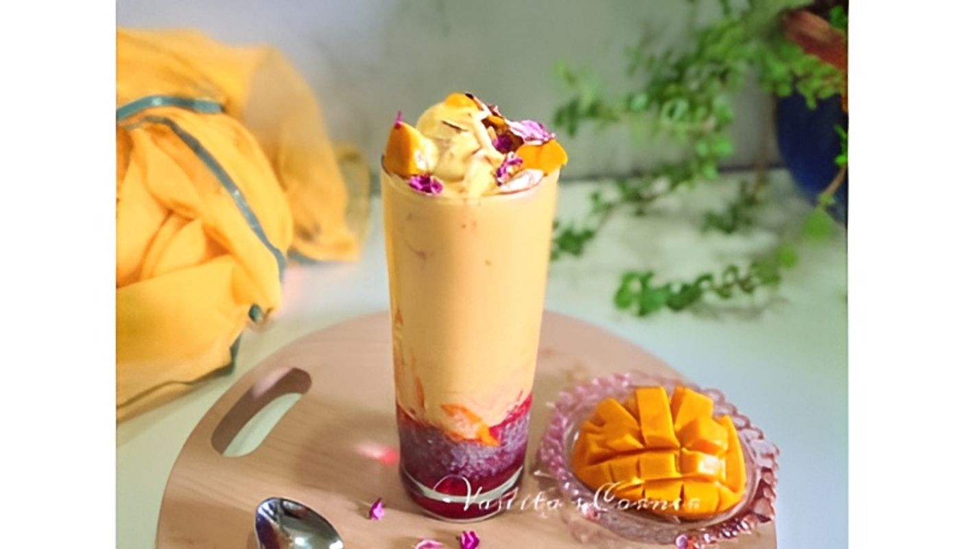 Mango Falooda – Royal Mango Dessert Drink.