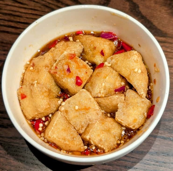 Tahu Gejrot.