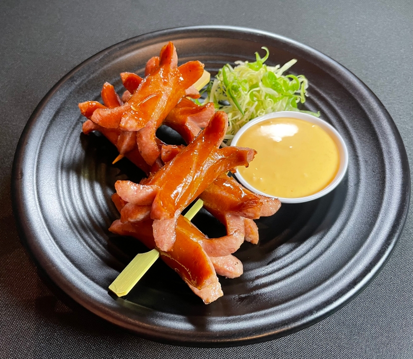 Kurobuta Pork Sausage Tray.