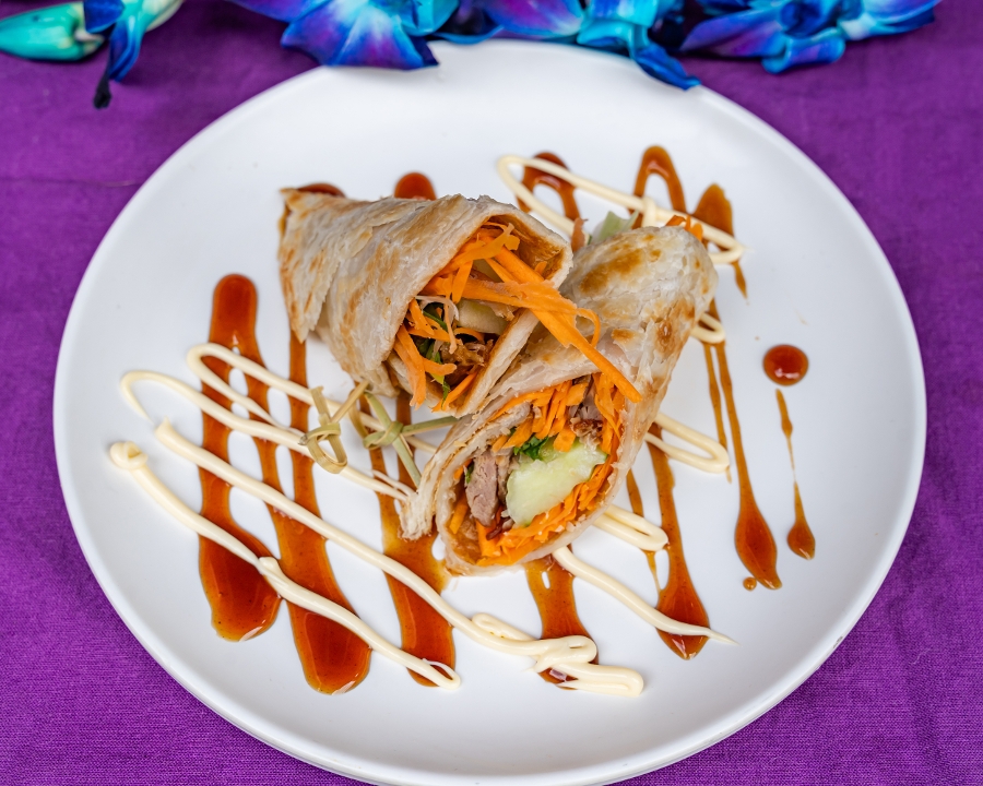 Duck Roll (2 pcs).