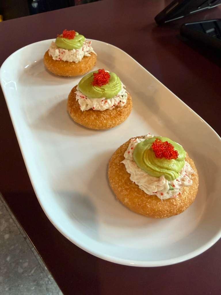 Arepas Reina Pepiada de Cangrejo.