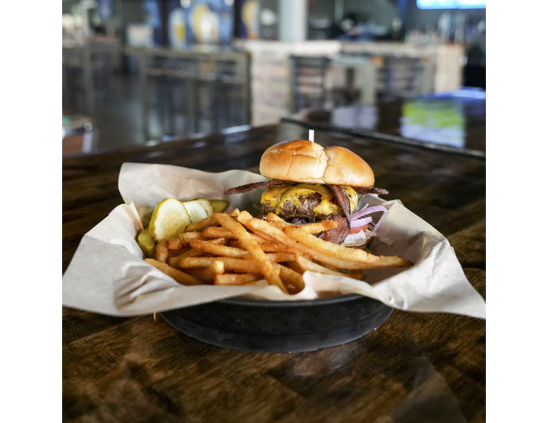 Bacon Cheeseburger.