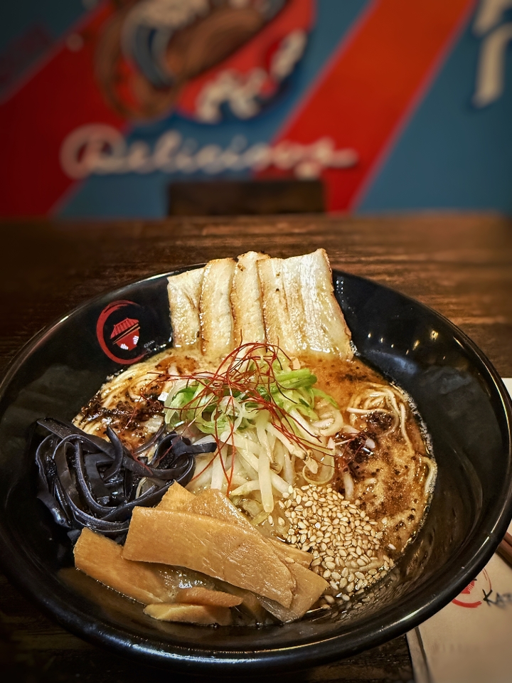 Spicy Kazoku Black.