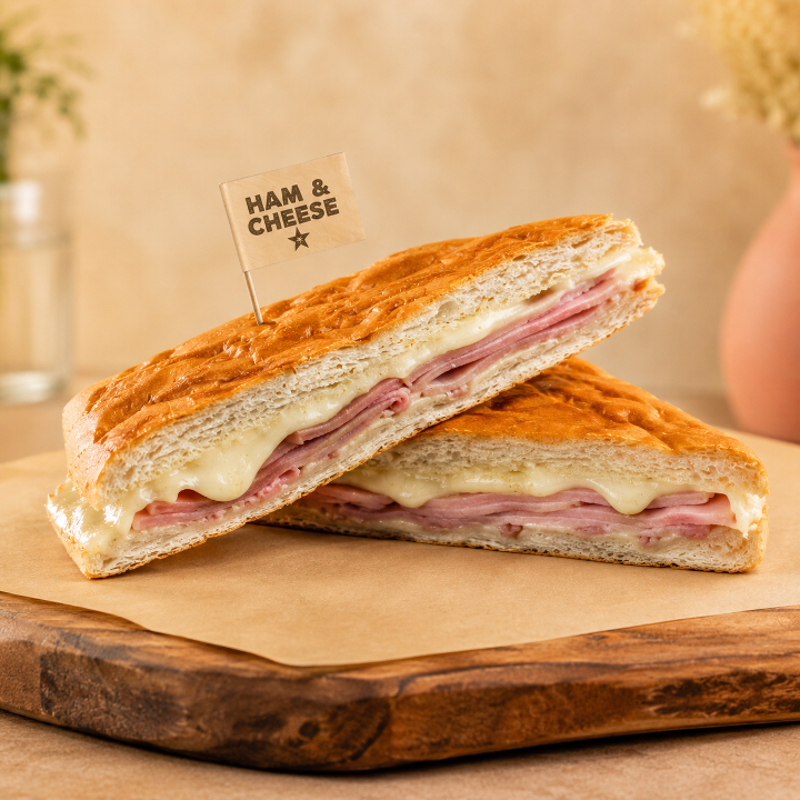 HAM & CHEESE SANDWICH.