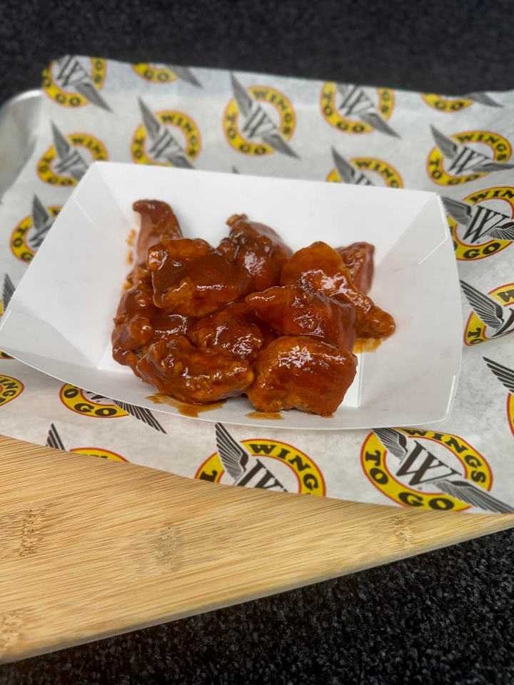 8 Boneless Buffalo Wings.