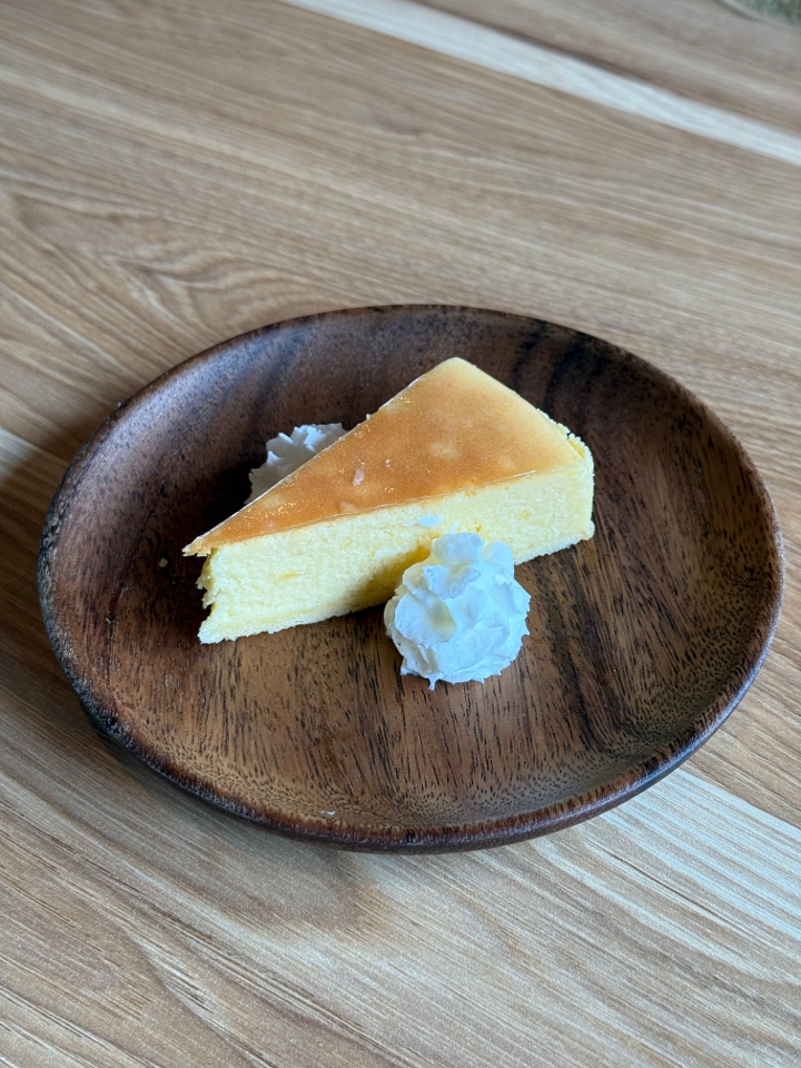 Yuzu Cheesecake.