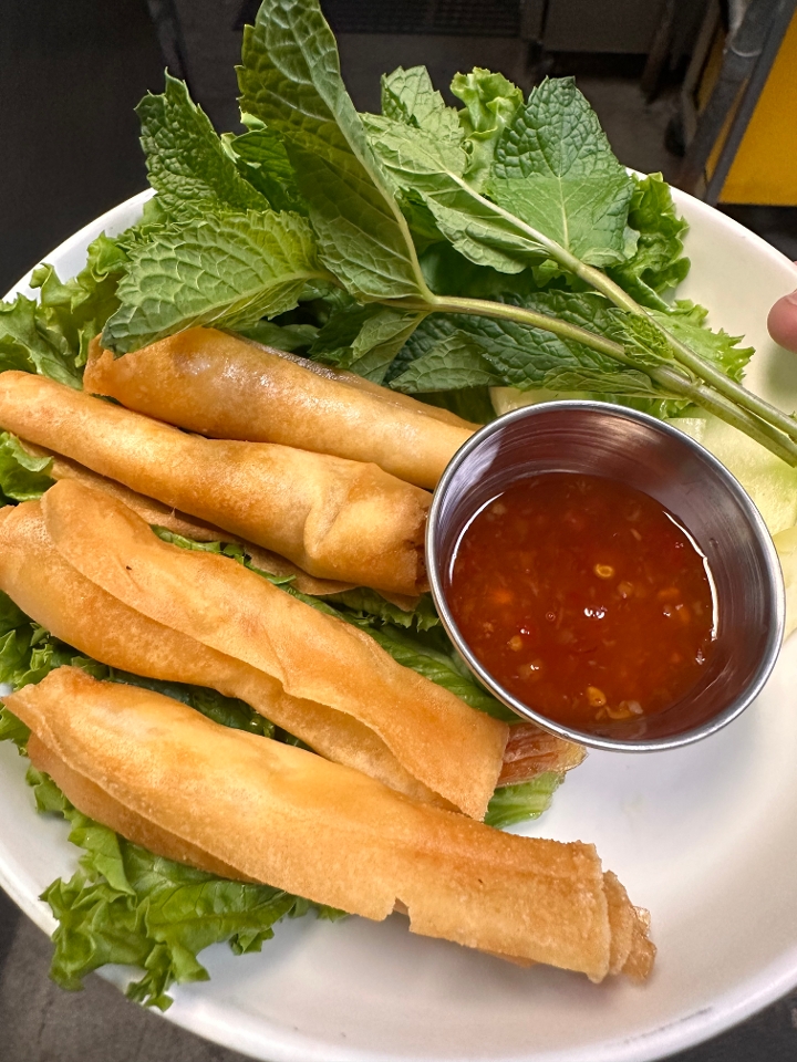 4 BIG-SIS SHRIMP ROLLS.