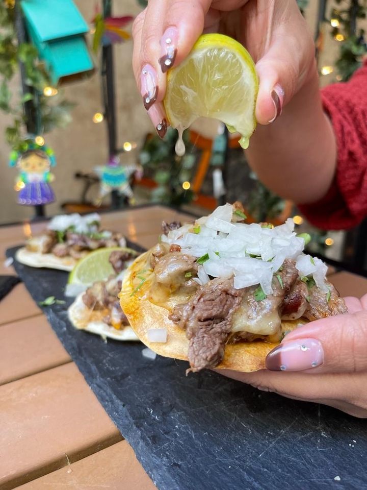 Volcanes de Carne Asada | Trio (3).