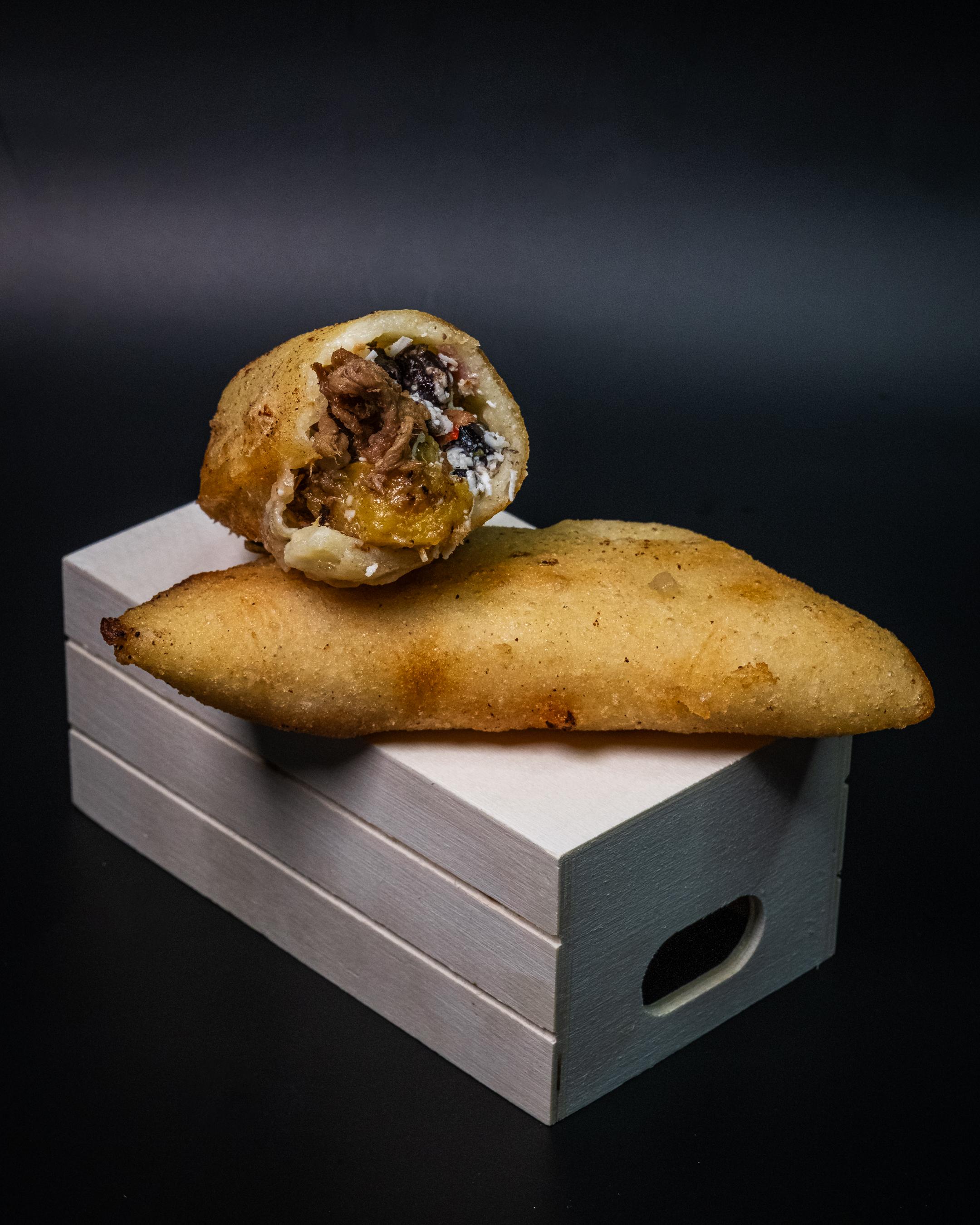 Pavilion bite empanada.
