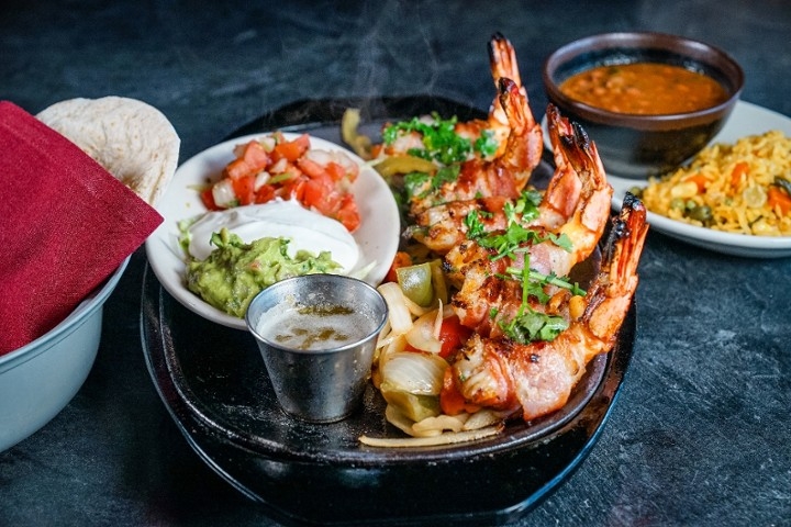 Camarones Brochette Fajitas.