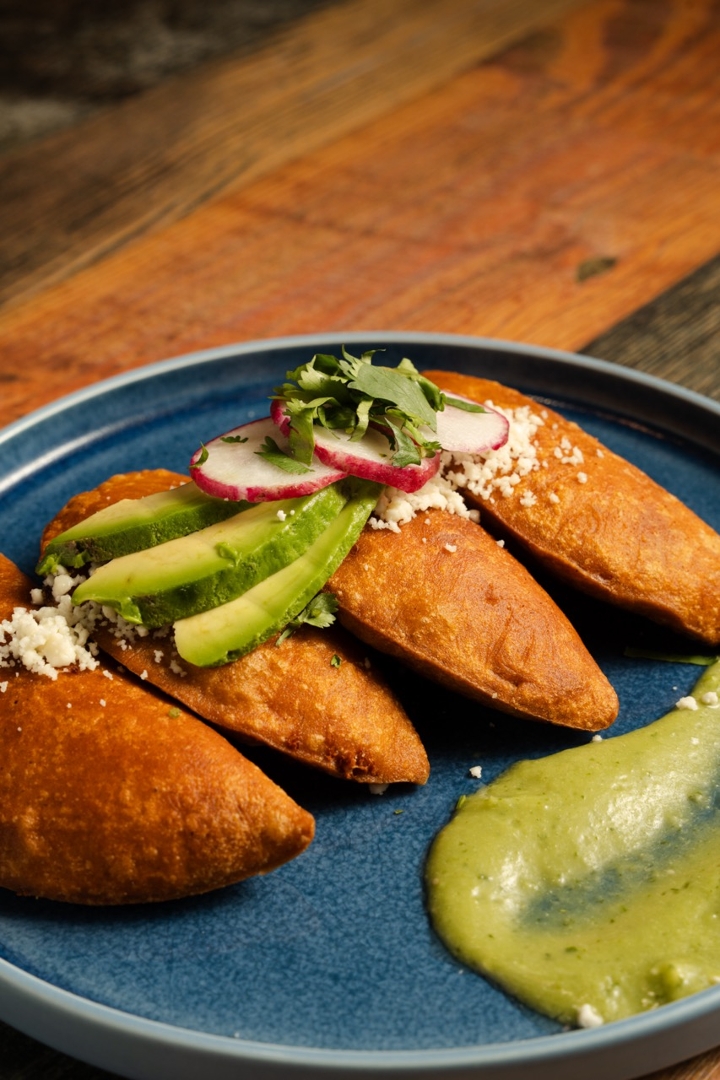 Empanadas Del Mar (4).