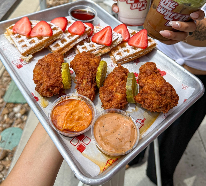 Nashville HOT Wings and Waffle.