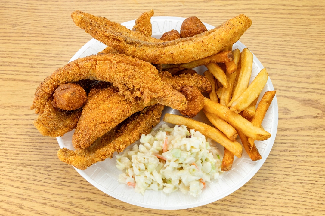 5 Piece Fried Catfish Dinner.