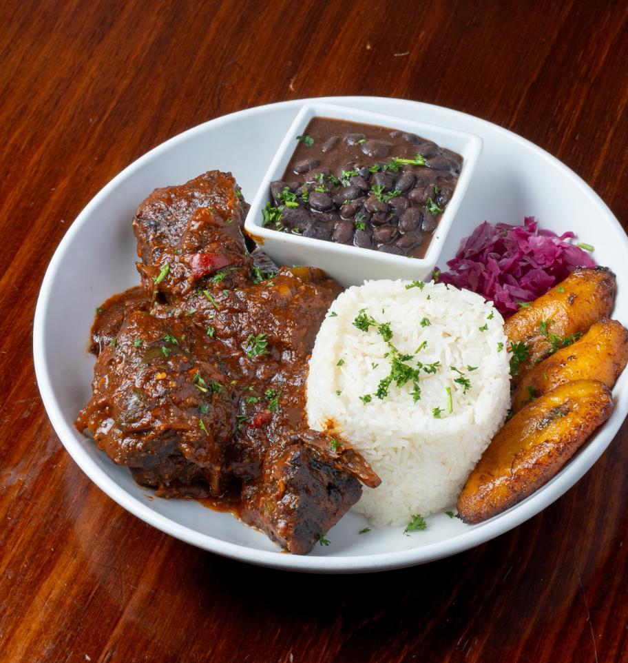 Rabo Encendido | Spicy Oxtail.