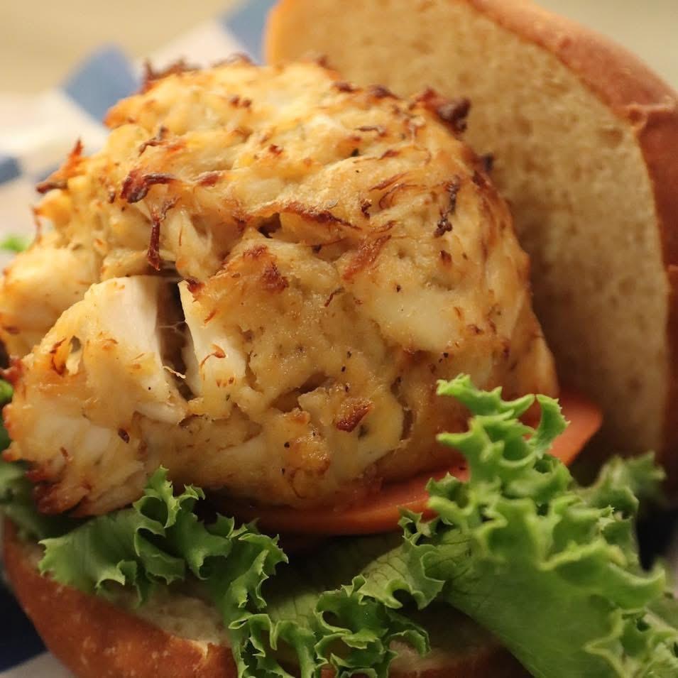 Crabcake Sandwich (Jumbo Lump).