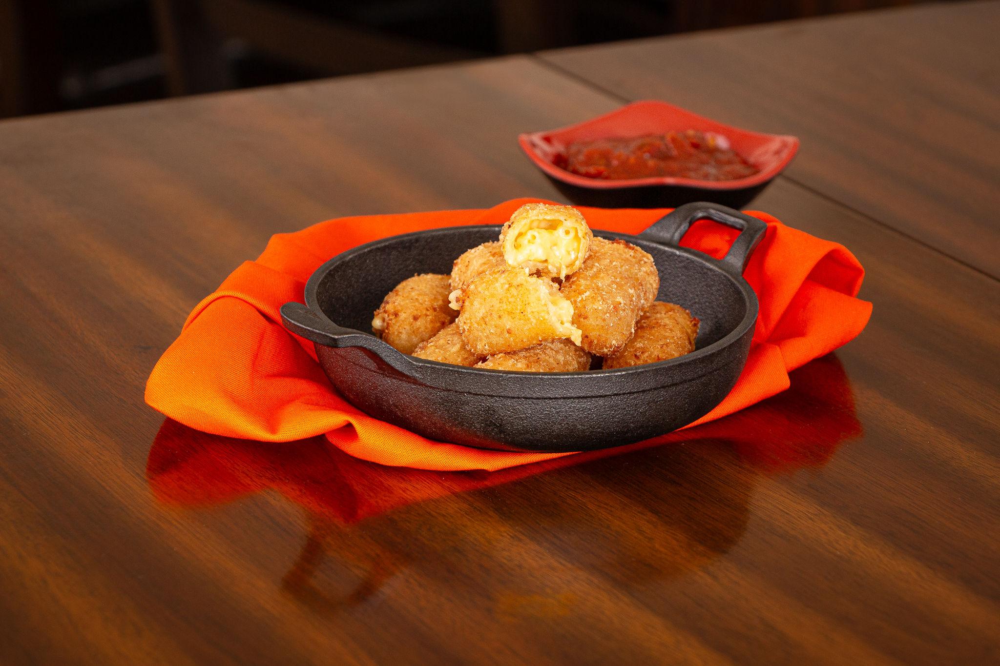 Bacon Gouda Cheese Bites.
