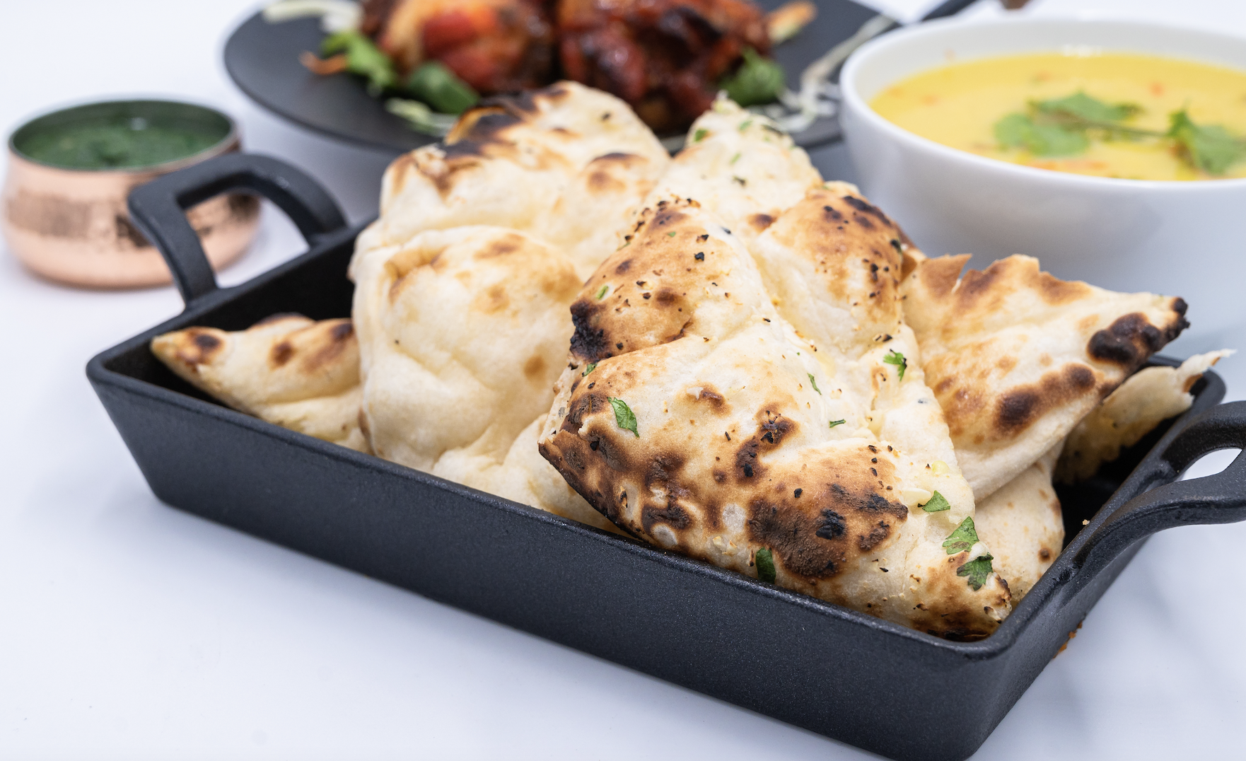 Naan (Dairy, Egg, Gluten).