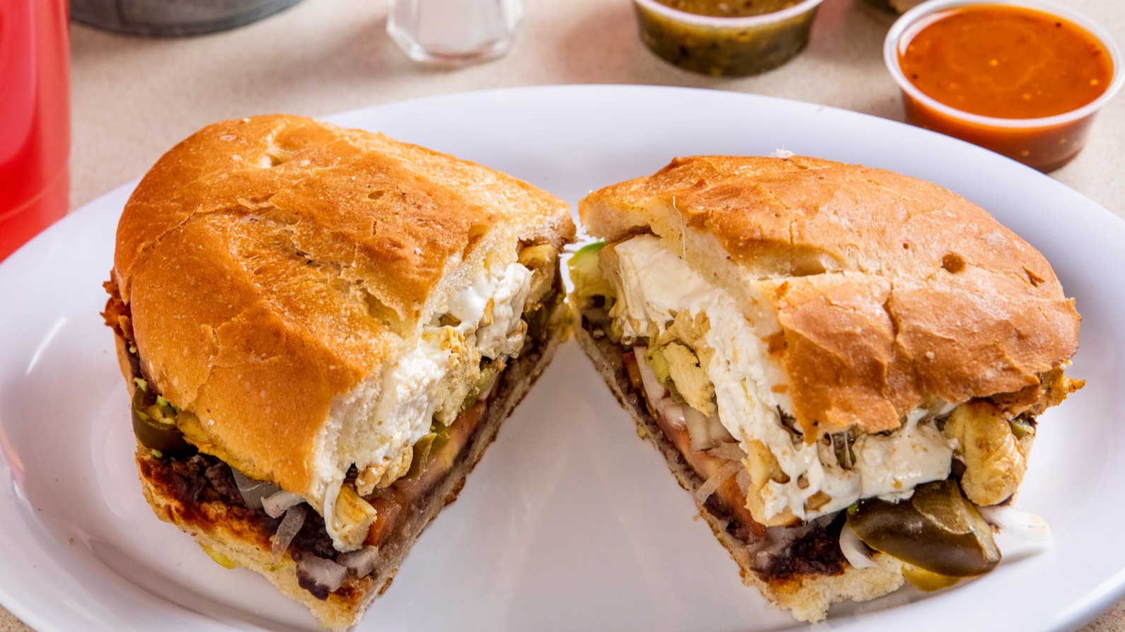 Pollo con Queso Torta.
