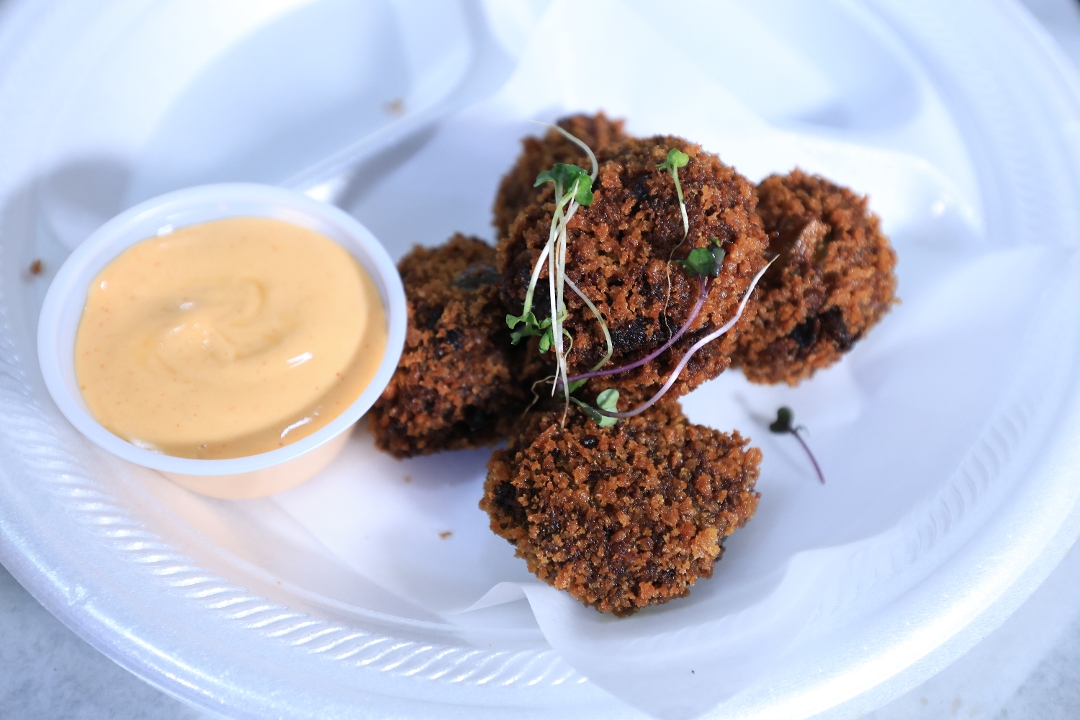 Blackbean Falafel Balls (5).