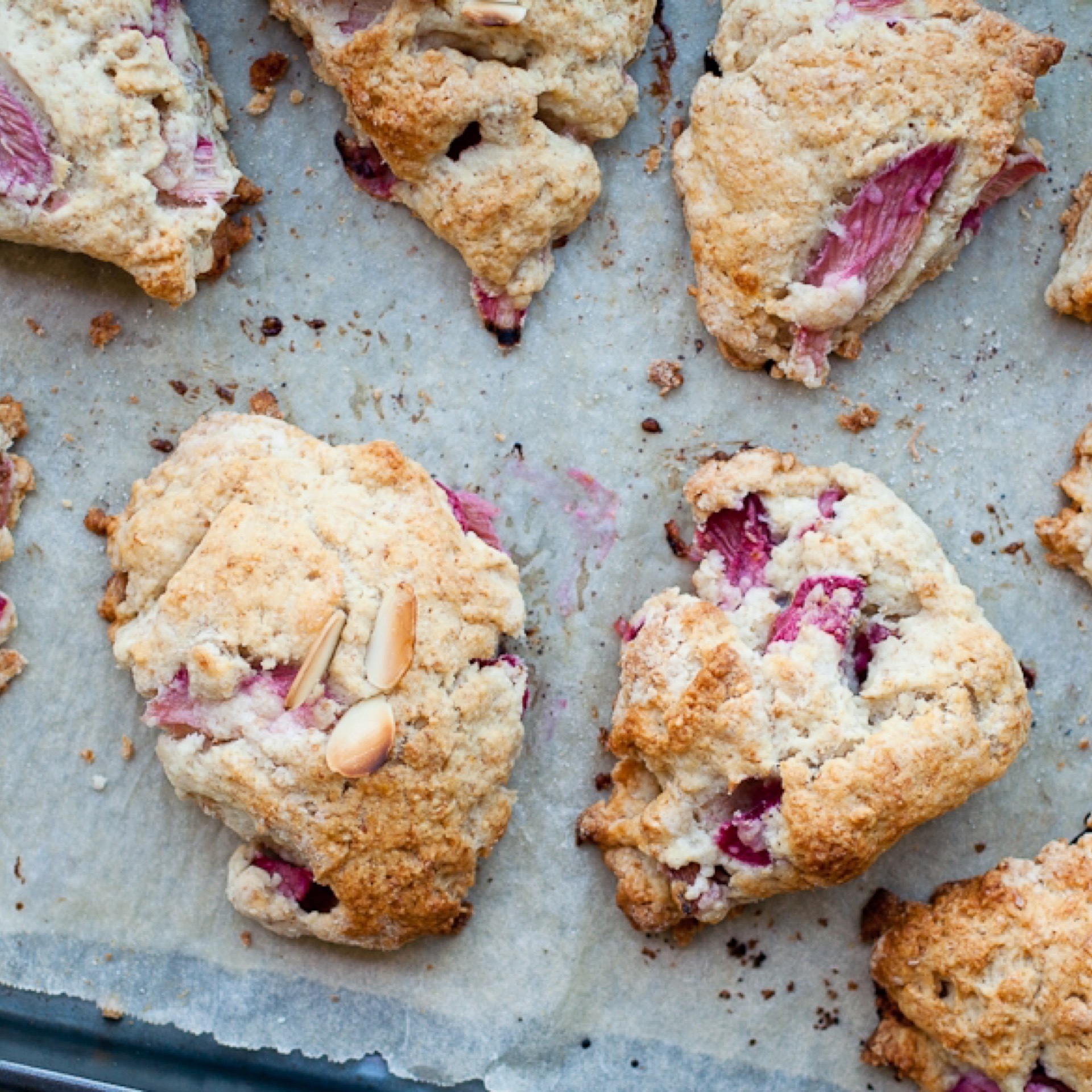 Scones.
