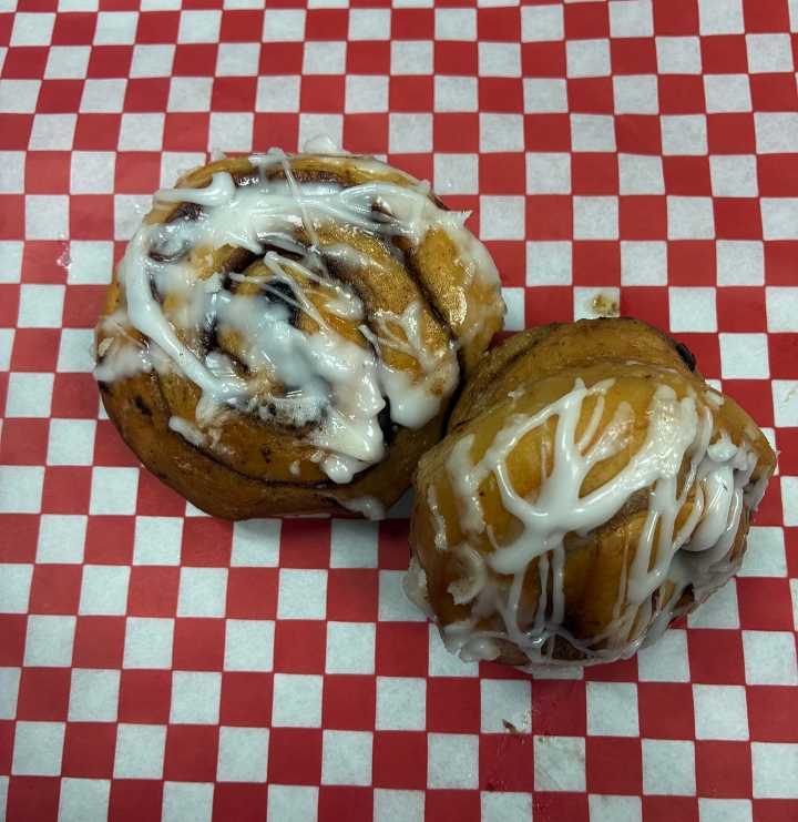 Mini Cinnamon Roll.