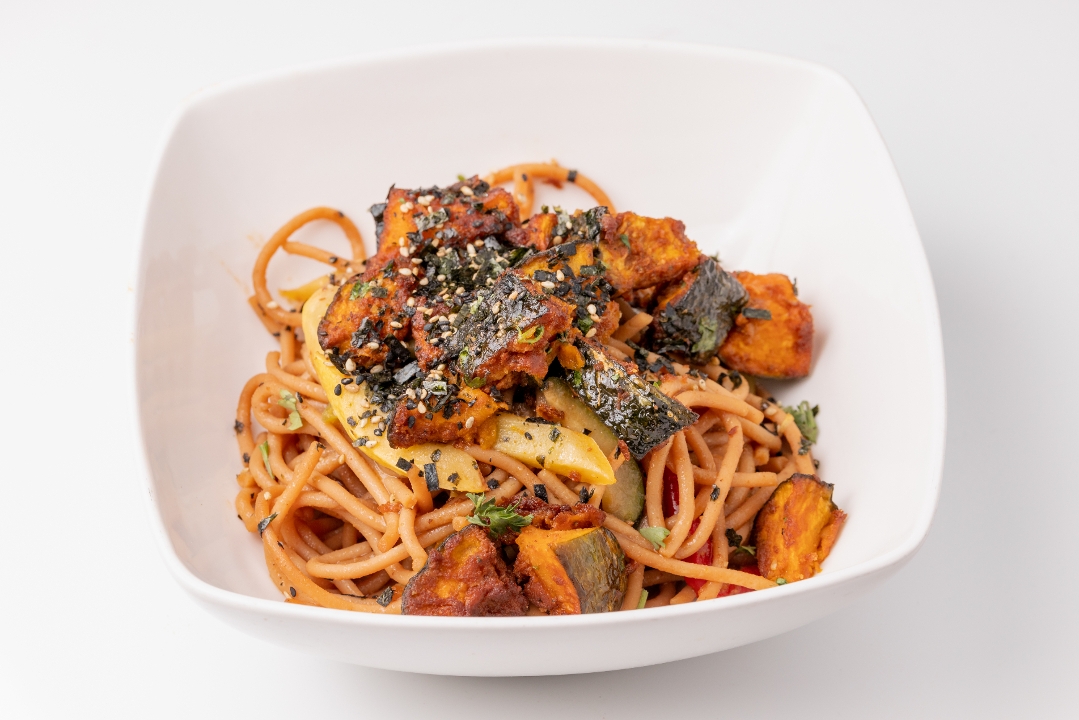 Stir Fry Noodles w/ Kabocha Squash.
