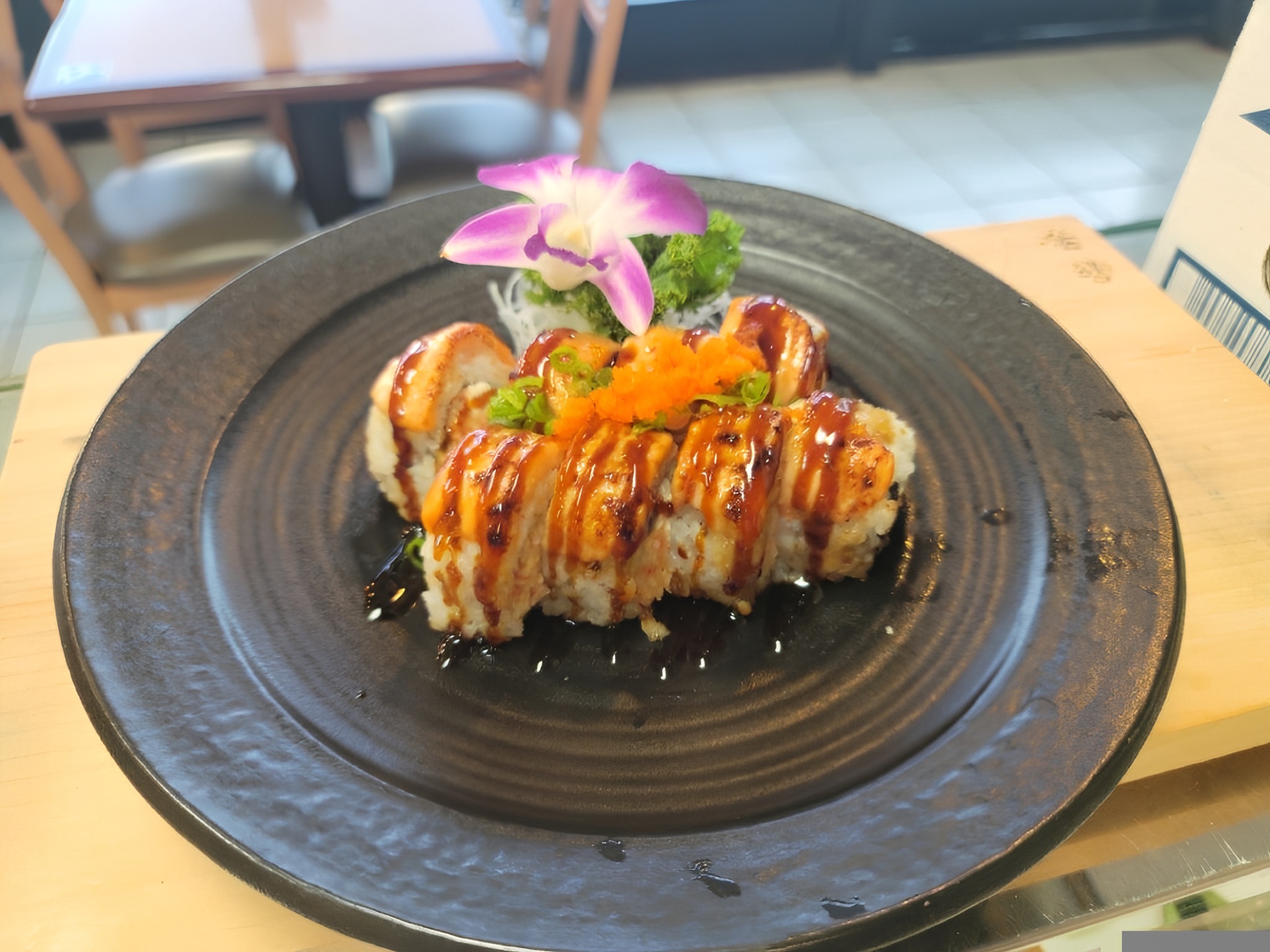 BR1-BAKED SALMON ROLL.