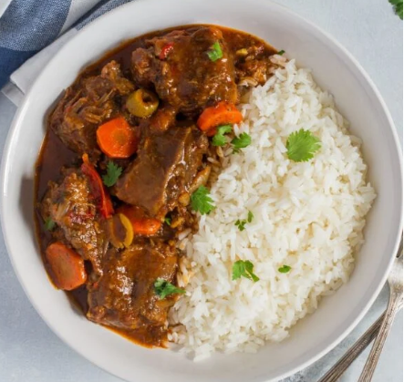 Rabo (Oxtails) Lunch.