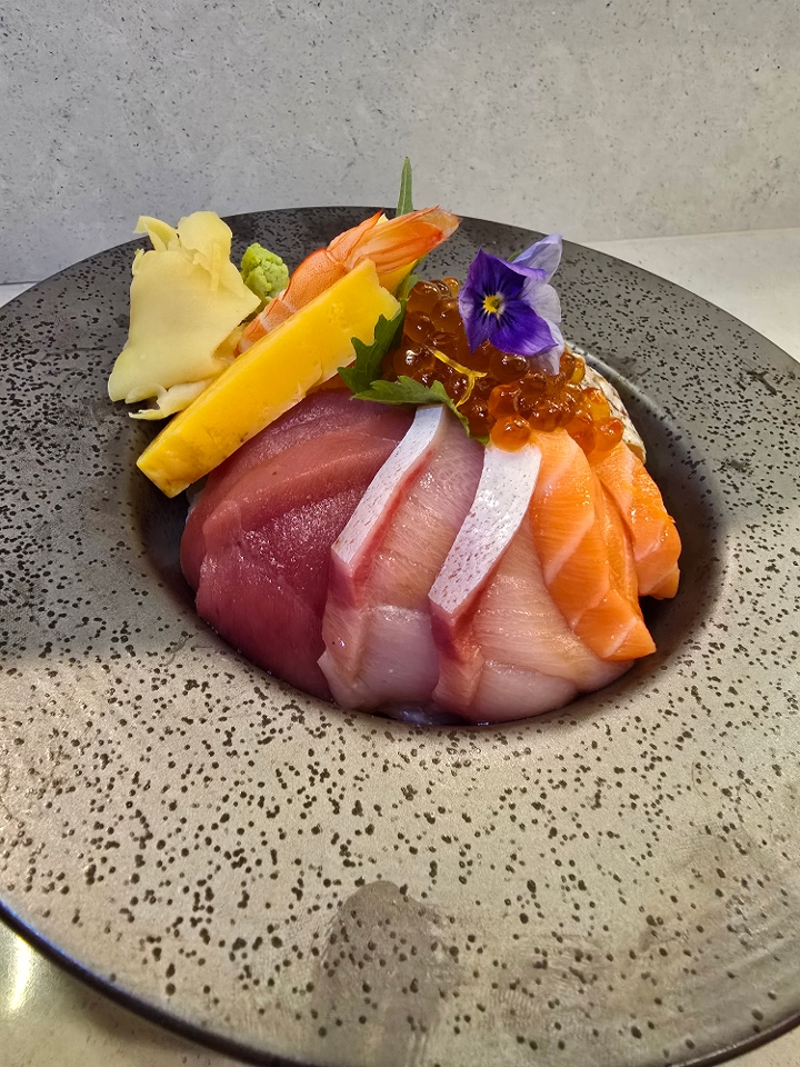 Chirashi.