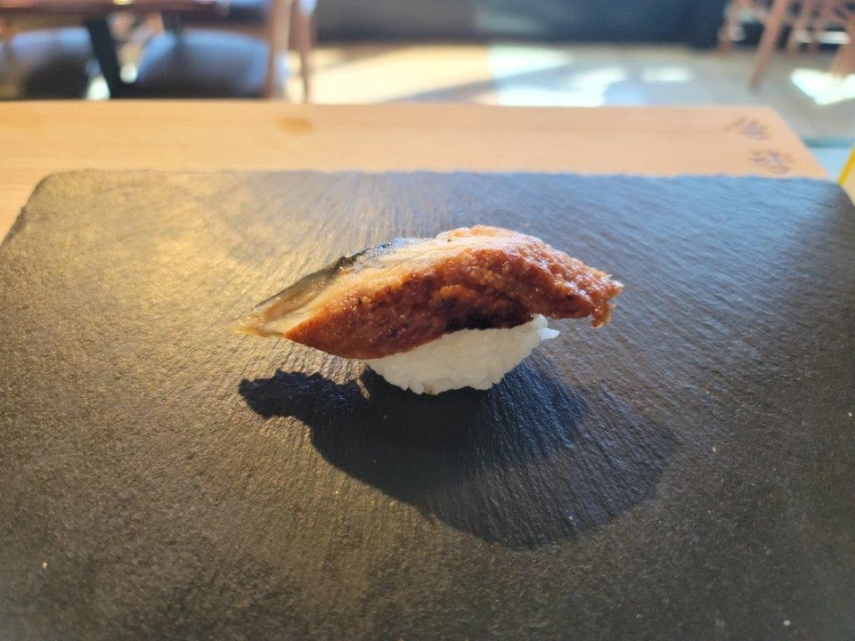 NI4-FRESH WATER EEL.