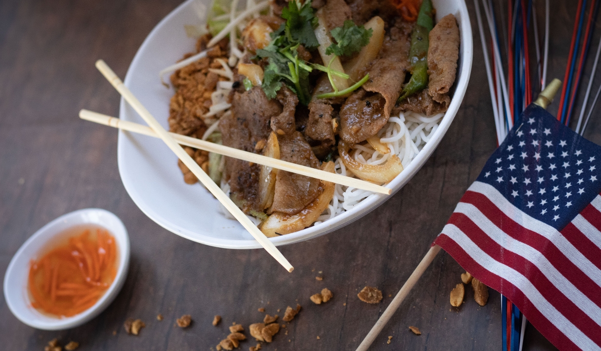372 Lemongrass Beef.