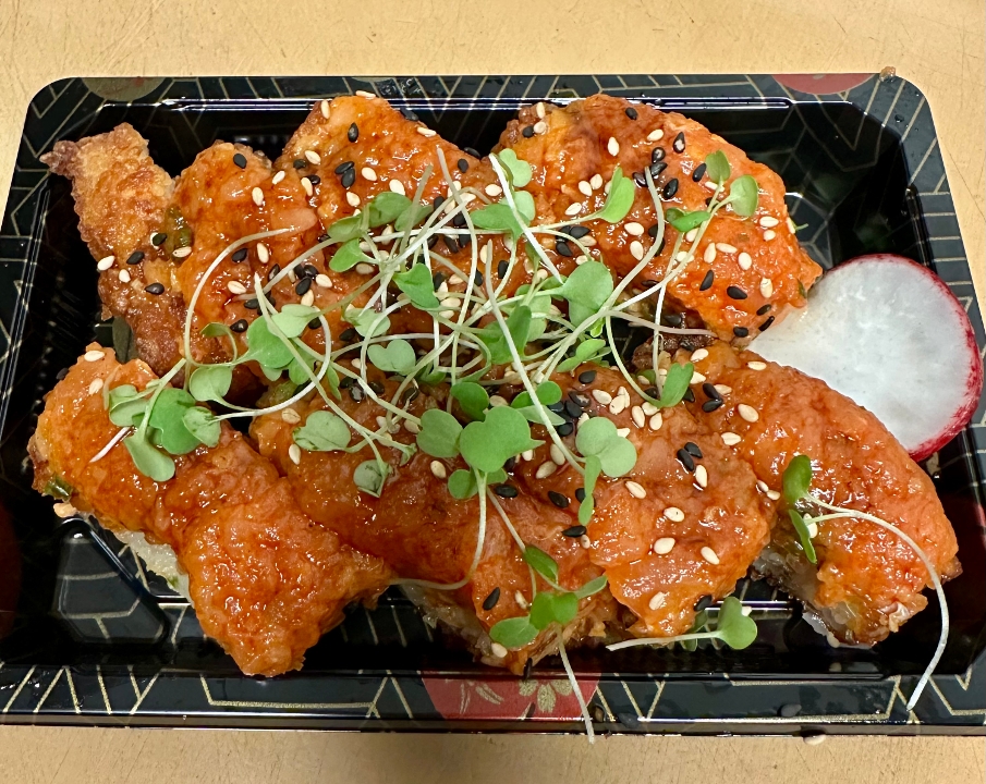 Crispy Spicy Salmon Roll.