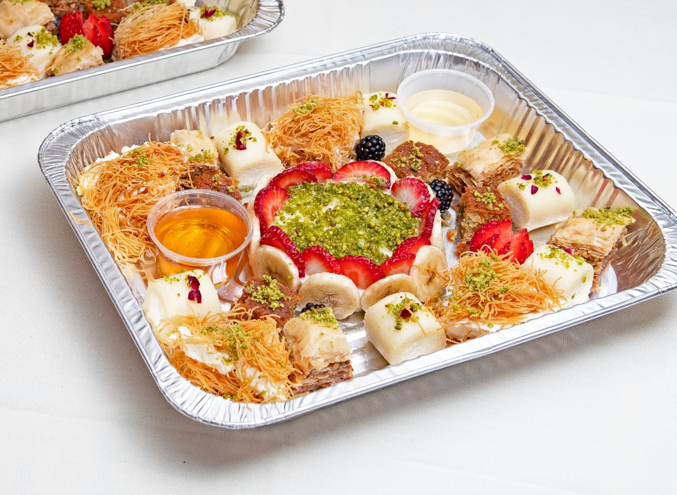 Mushakkal w/ Ashta B'Asal (Dessert Assortment).